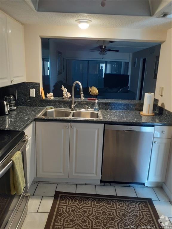 Building Photo - 10102 S Ocean Dr Unit 703A Rental
