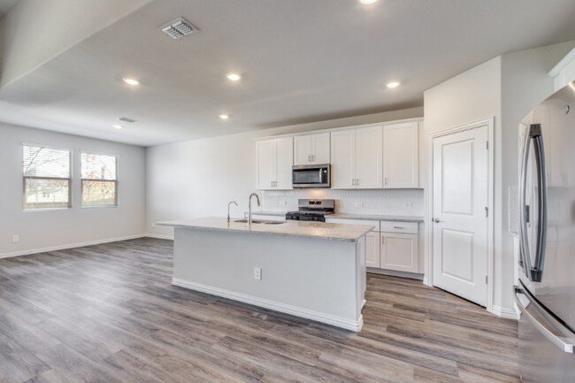 Photo - 4005 Turpin Dr