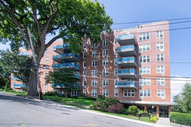 Photo - 21 Fairview Ave Unit 528