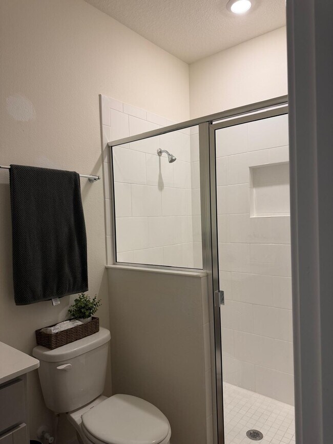 Photo - 1540 Park Side Ave Unit Private 1 Bedroom Apartment