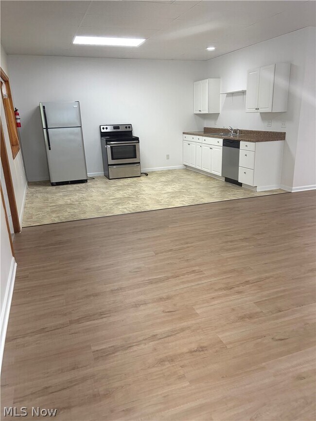 Photo - 1130 Wayne Ave Unidad 1130
