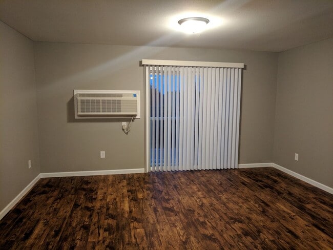 Photo - Rosewood Apartments