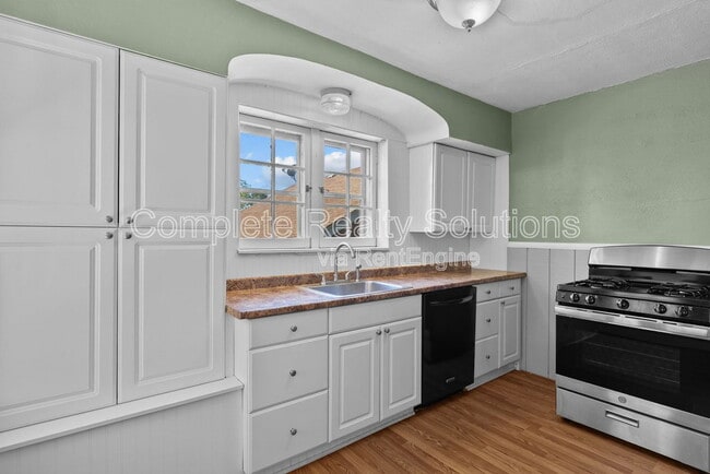 Photo - 8028 Wynwood Dr