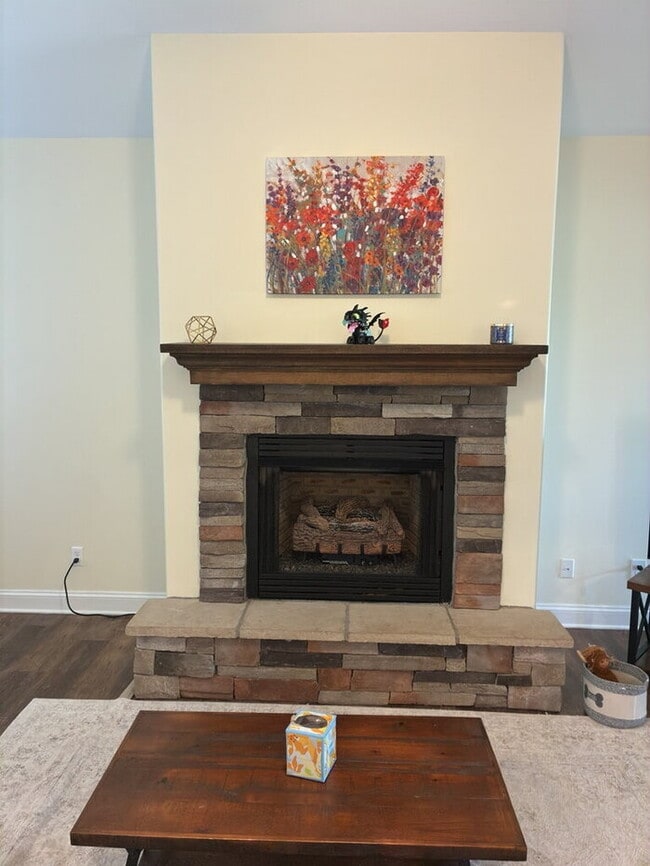 Photo - "Charming 3-Bedroom Home with 2 Full Baths in Greenville's Forest Ridge!"