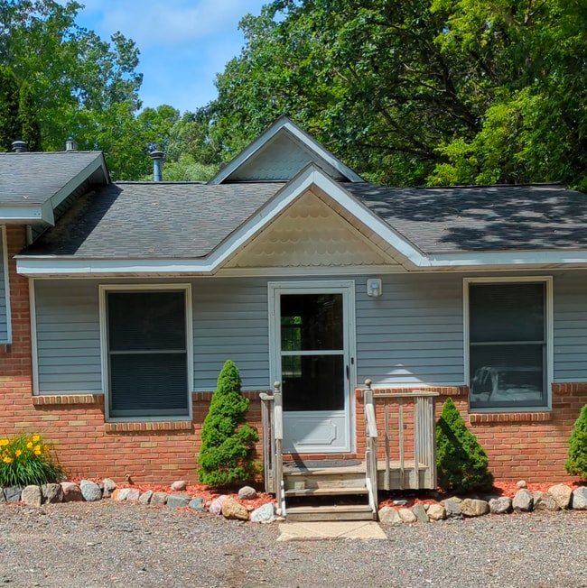 Photo - 11347 Ford Road
