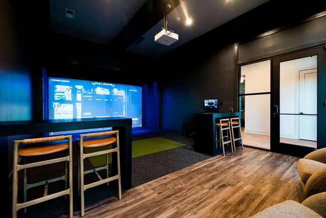 Photo - Evolve St James