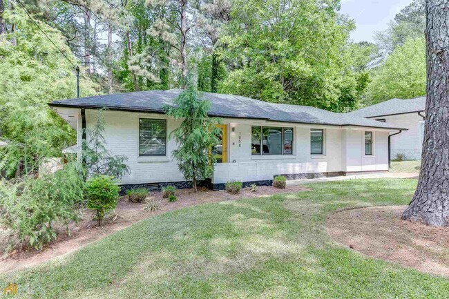 Photo - 1858 Longdale Dr