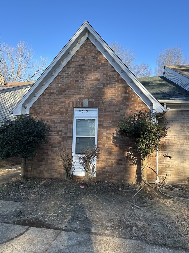 Photo - 3689 Hyacinth Dr Townhome