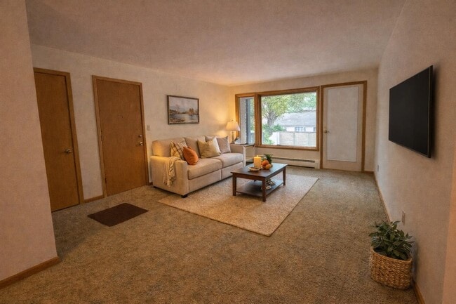 Photo - 2402 Fremont Ave