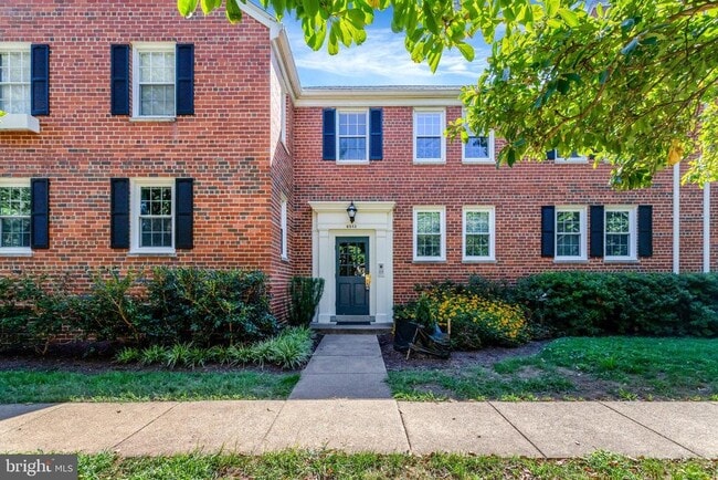 Photo - 6513 Potomac Ave Apartment Unit A2
