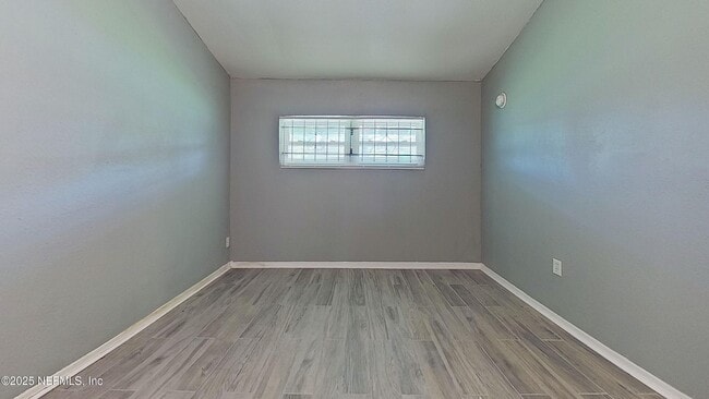 Photo - 9276 Greenleaf Rd