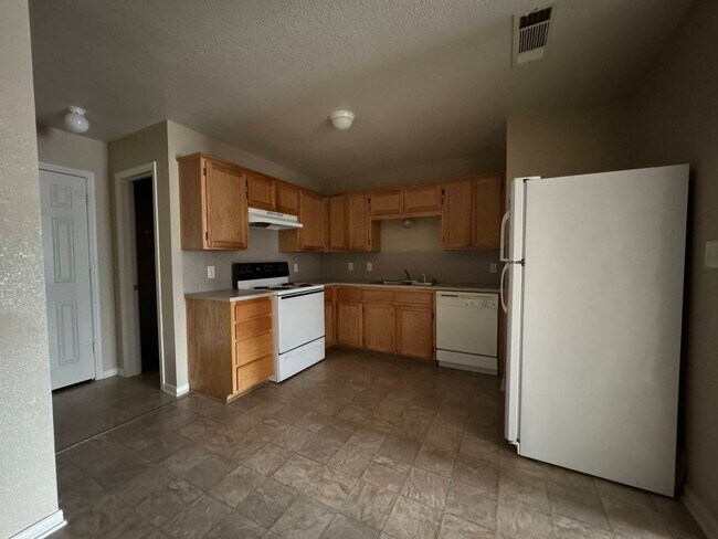 Photo - 3805 Ys Pak Ct Unidad B