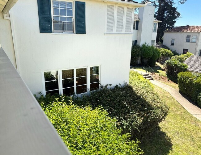 Photo - This is a Berkeley Lifestyle. | 3BR | 1.5BA | 1,450 SF | Just Steps from Campus