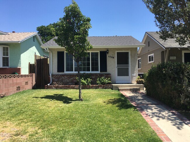 Photo - 1238 N Whitnall Hwy House