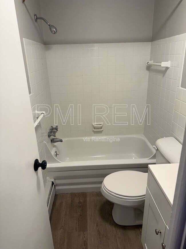 Photo - 14221 Triskett Rd Unidad 103e