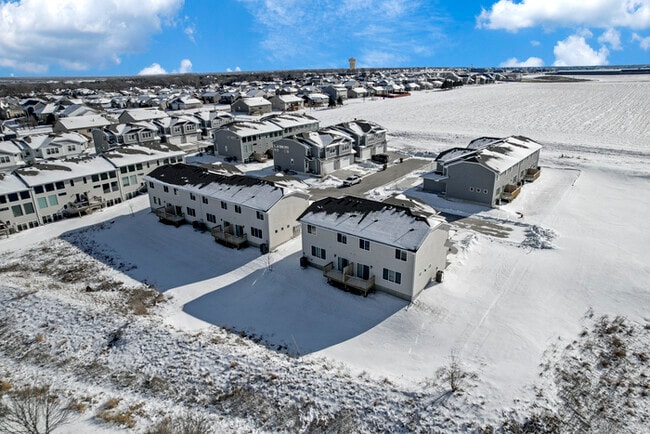 Photo - 1404 Primrose Ln