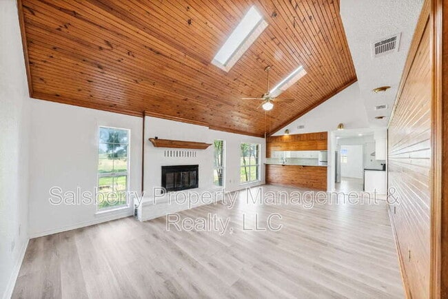 Photo - 13264 Jackson Rd