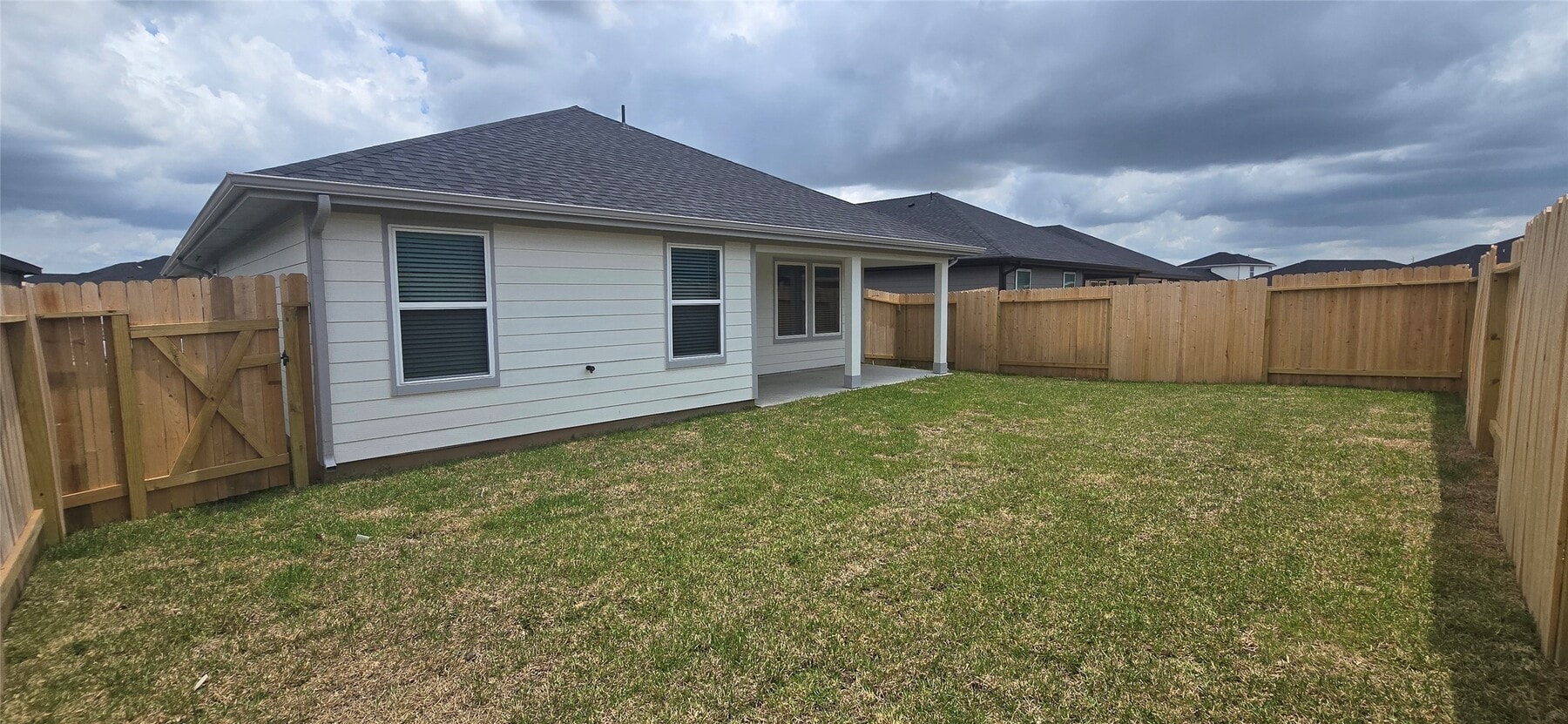 Photo - 3046 Lake Crest Dr