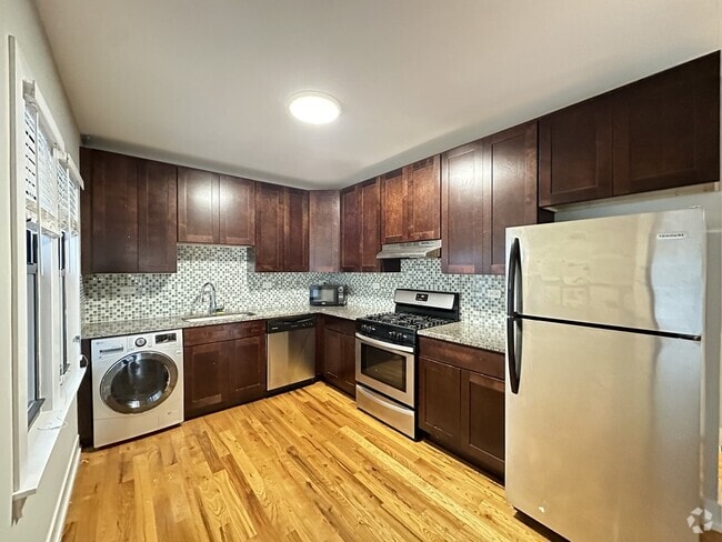 Building Photo - 811 Elm St Unit A07C Rental