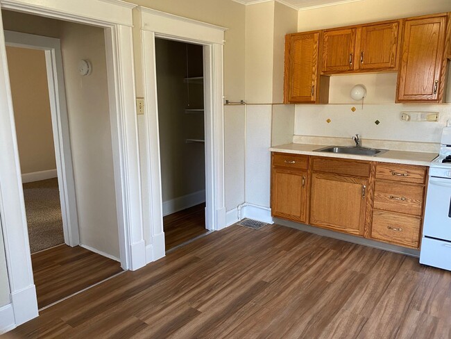 Photo - 123 Teckla Ave Unit 123 Tekla  B