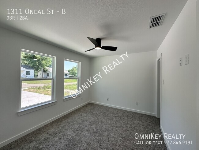Photo - 1311 Oneal St Unidad B