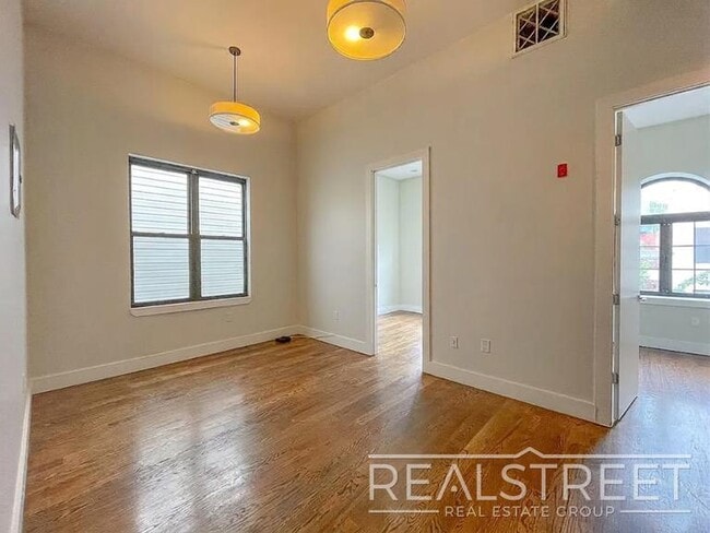 Photo - Palmetto Street Unit 2B