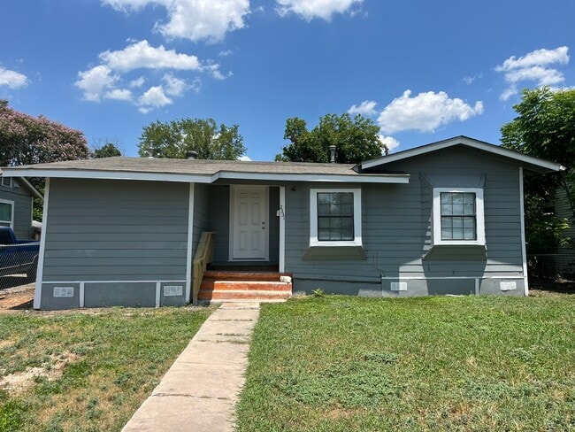 Photo - 2331 Waverly Ave