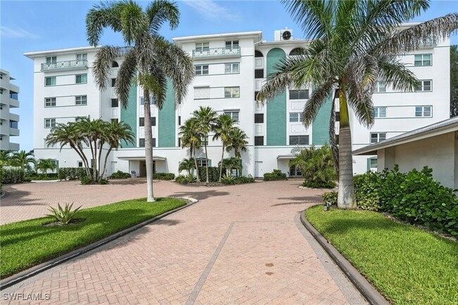 Photo - 2011 Gulf Shore Blvd N Unidad 26 Rental