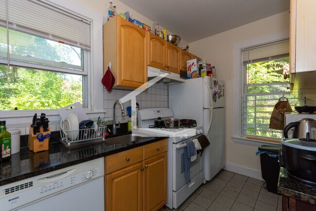 Photo - 1789 Commonwealth Avenue Apartments