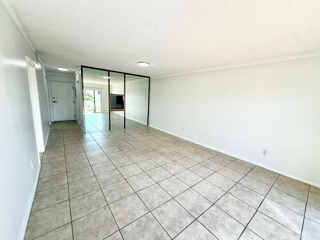 Photo - 7701 Camino Real Unidad A-404