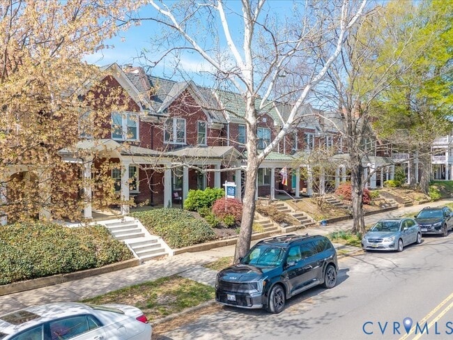 Photo - 3319 W Grace St