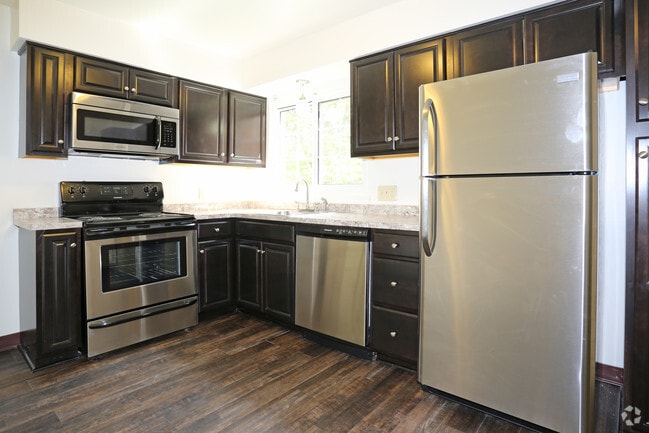 Cocina remodelada - Pittsford Village Estates