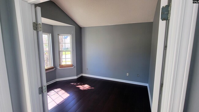 Photo - 514 Oak Cove Dr