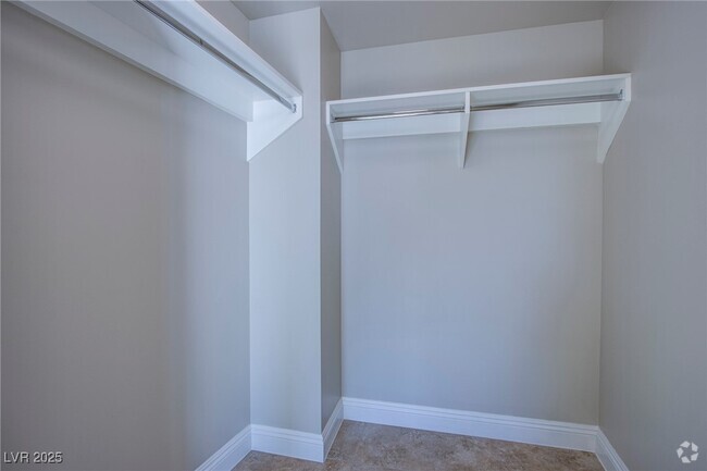 Building Photo - 222 Karen Ave Unit 2303 Rental