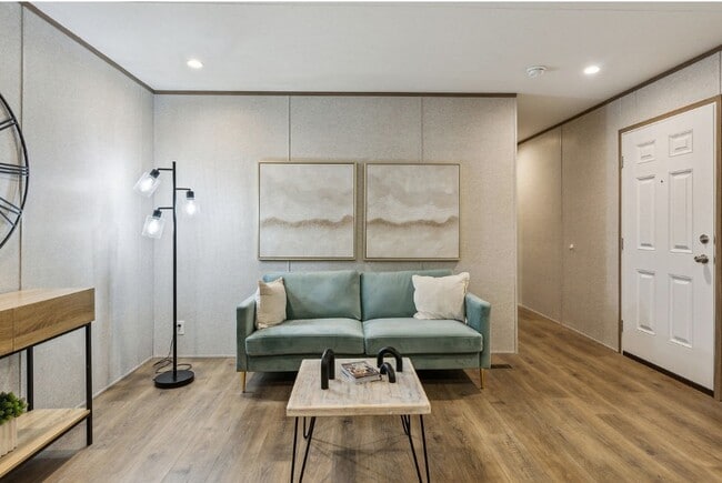 Photo - 3210 Birch Ln