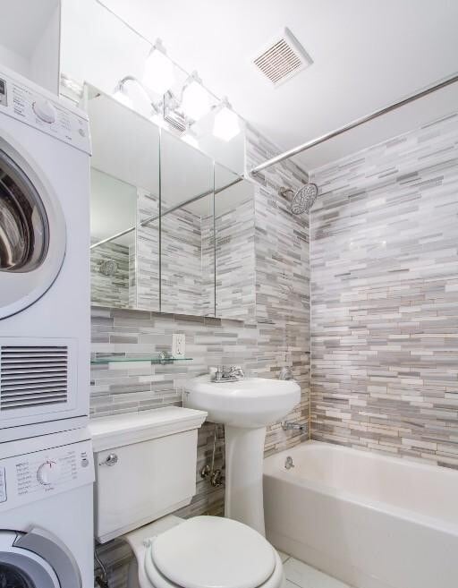 Photo - 213 E 26th St Unidad 4C