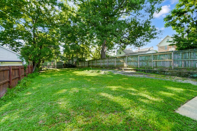 Photo - 3618 Herschel Ave