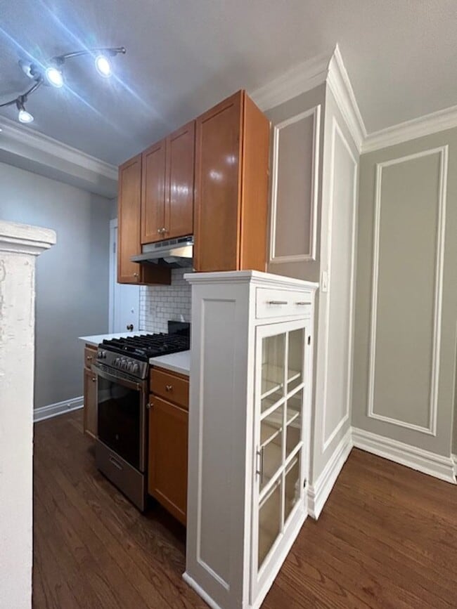 Photo - One Bedroom/One Bath in Historic Building ~ Heat Included ~ Cats Welcome Unit 1601-2G