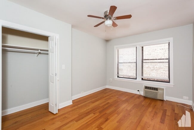 Photo - 836 W Wolfram St Unit 411