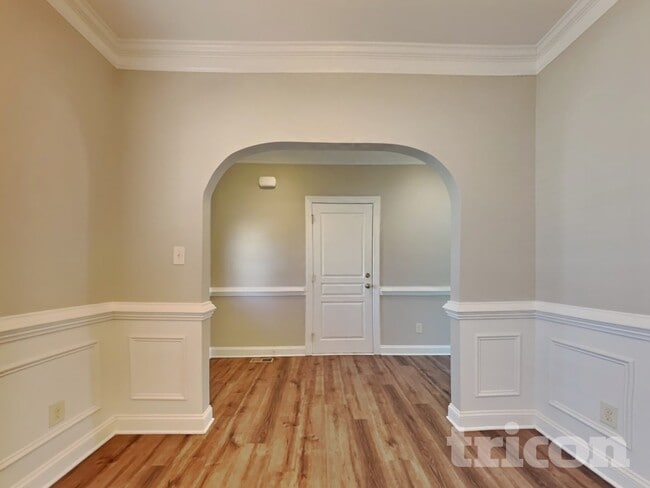 Photo - 31 Oakton Dr