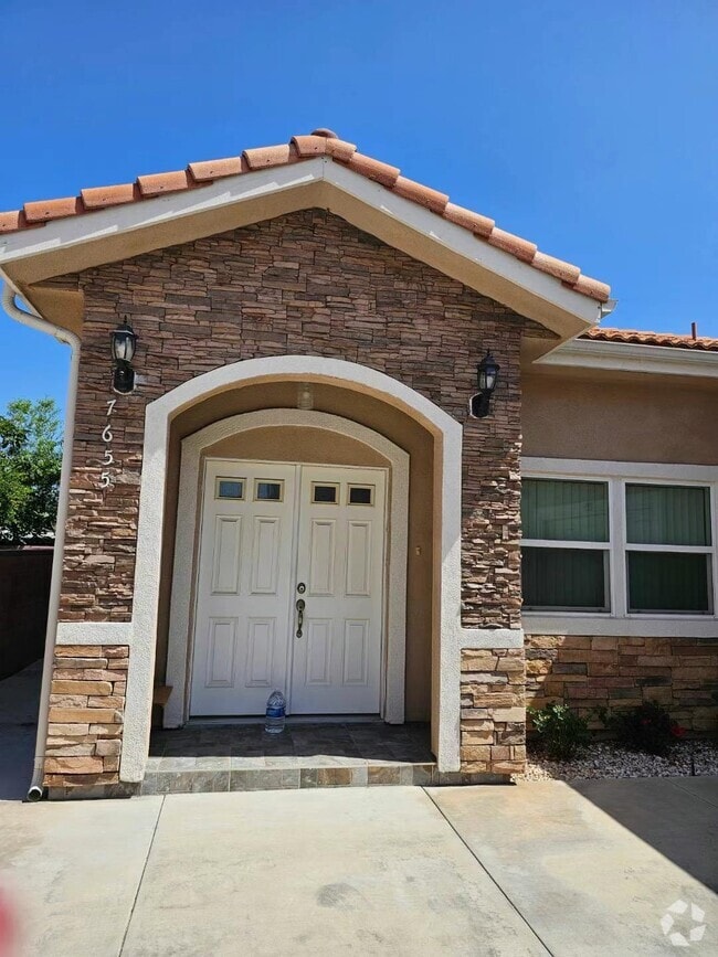 Front of house - 7655 Fern Ave Rental