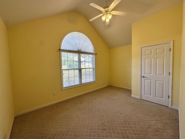 Photo - Williamsburg Subdivision!