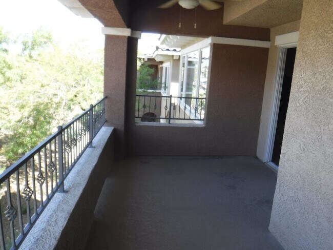 Photo - 1500 SQUARE FEET, 2 BED, 2 BATH AND 2 CAR ...