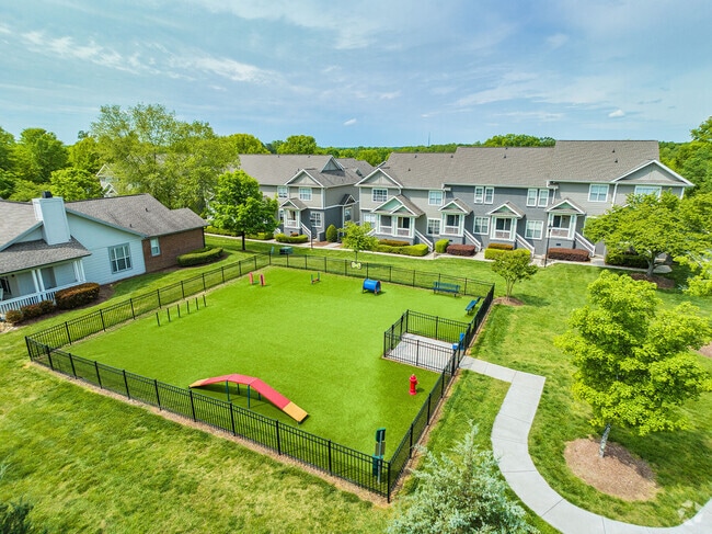 Building Photo - J 501 Estates Rental