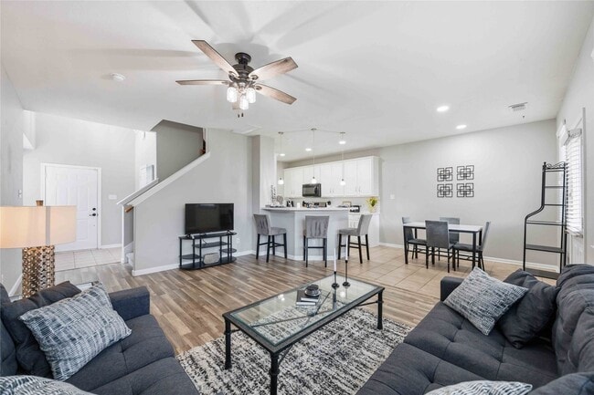 Photo - 71 Summer Haze Cir