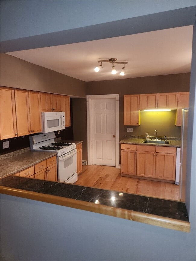 Photo - 57 Rowley St