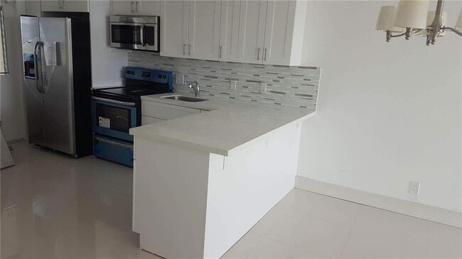 Building Photo - 3150 N Course Ln Unit 607