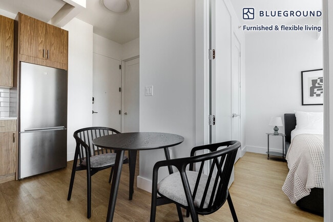 Photo - 82 4th Ave Unit FL9-ID1514