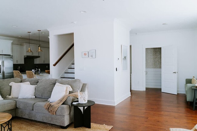 Photo - 563 2nd St S Unidad SI ID1578462P