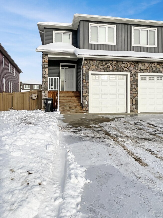 Building Photo - 10306a-103148 148 Ave